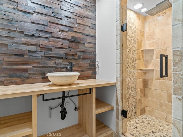 6608 Via Siena, Rancho Palos Verdes, CA 90275 - full bath featuring a shower stall, vanity, and wood finished floors