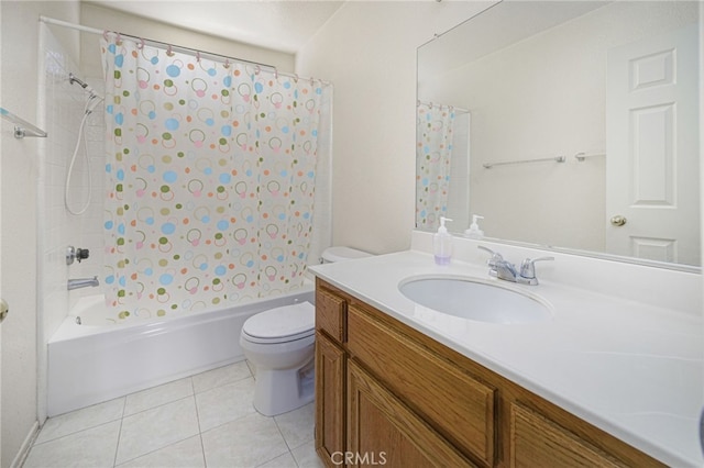 6721 Silver Oak Pl, Riverside, CA 92506 - full bath featuring shower / bath combination with curtain, toilet, vanity, and tile patterned floors
