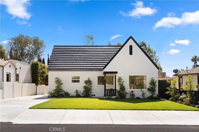 786 Carhart Ave, Fullerton, CA 92833 - tudor house with stucco siding and driveway