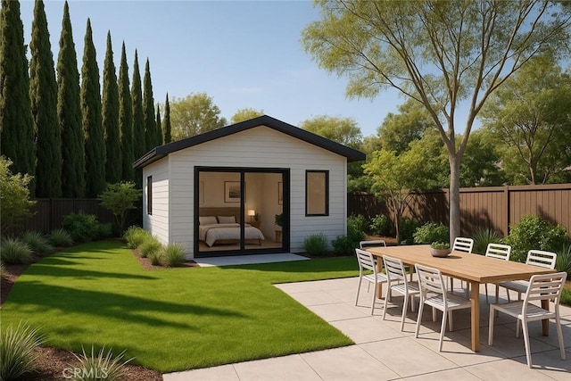 786 Carhart Ave, Fullerton, CA 92833 - view of outdoor structure featuring a fenced backyard and outdoor dining area