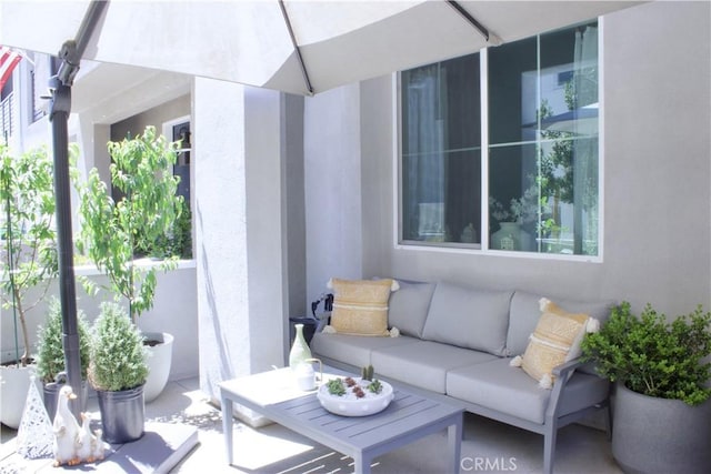 view of patio / terrace with an outdoor hangout area