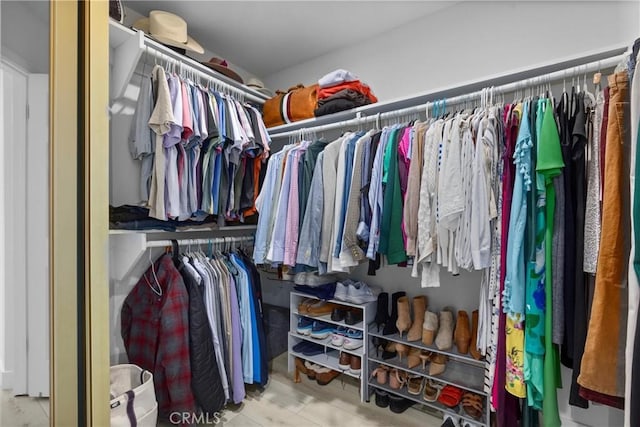 1727 Spreckels Ln, Redondo Beach, CA 90278 - view of walk in closet