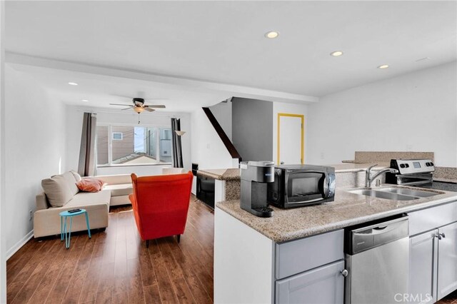 15 69th Pl, Long Beach, CA 90803 - photo 46