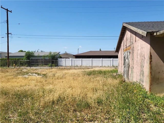 4322 Temescal Ave, Norco, CA 92860 - view of yard featuring fence