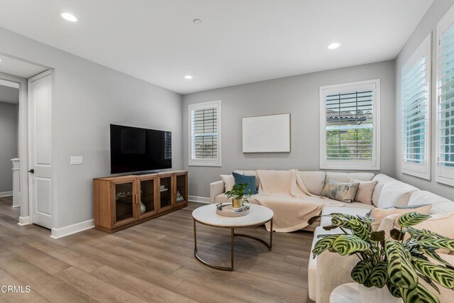 5016 Trevor Dr, Camarillo, CA 93012 - photo 12