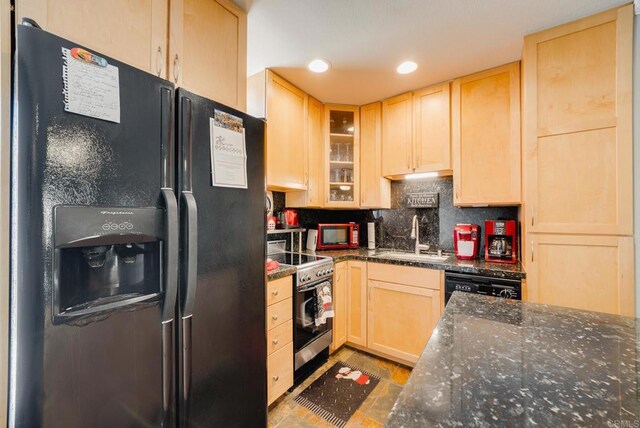 800 E Cottonwood Rd Unit 2, Palm Springs, CA 92262 - kitchen with black refrigerator with ice dispenser, a sink, light brown cabinetry, stainless steel electric range, and recessed lighting