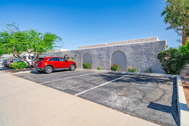 800 E Cottonwood Rd Unit 2, Palm Springs, CA 92262 - view of uncovered parking lot