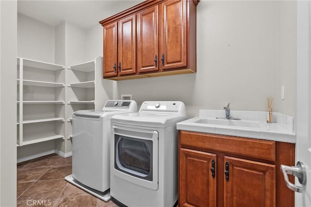 22514 Brightwood Pl, Saugus, CA 91350 - laundry room featuring cabinet space and washing machine and clothes dryer