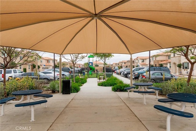 view of home's community with a residential view