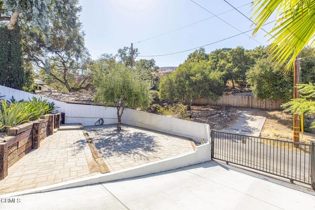 10272 Willow Springs Ln, Sunland, CA 91040 - photo 38
