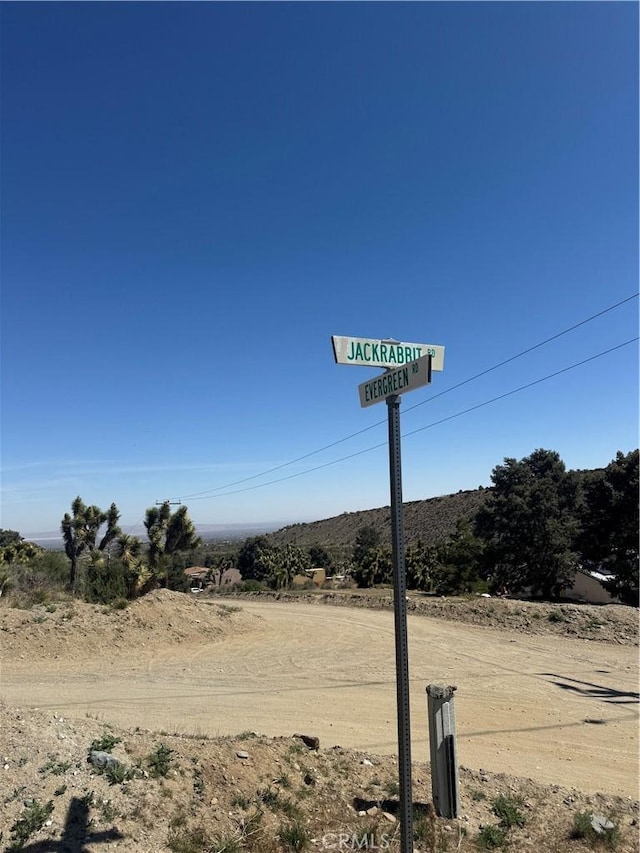 41112 Jack Rabbit Rd, Pinon Hills, CA 92372