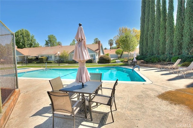 28 Dearborn Cir, Redlands, CA 92374 - community pool featuring a patio