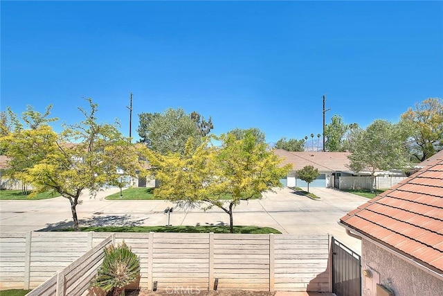 28 Dearborn Cir, Redlands, CA 92374 - exterior view of a tile roof