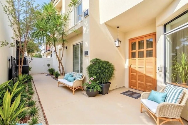 3014 Enrique Unit 98, San Clemente, CA 92673 - entrance to property with stucco siding, a gate, and a patio