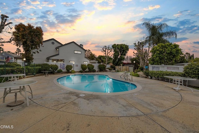 2752 Lemon Dr, Simi Valley, CA 93063 - community pool with a patio area