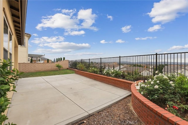 676 E Desert Willow Rd, Azusa, CA 91702 - view of patio / terrace with a fenced backyard