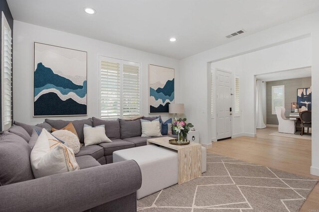 17236 Eagle Canyon Way, San Diego, CA 92127 - living room with wood finished floors and recessed lighting