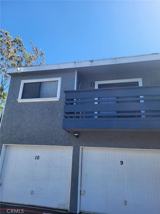 601 S Newhope St Unit 5, Santa Ana, CA 92704 - exterior details featuring stucco siding