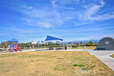 5374 Mission Rock Way, Jurupa Valley, CA 92509 - surrounding community featuring playground community and a yard