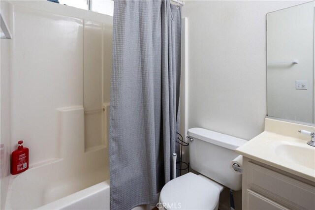 3192 Lytle Creek Rd, Lytle Creek, CA 92358 - bathroom with toilet, shower / tub combo, and vanity