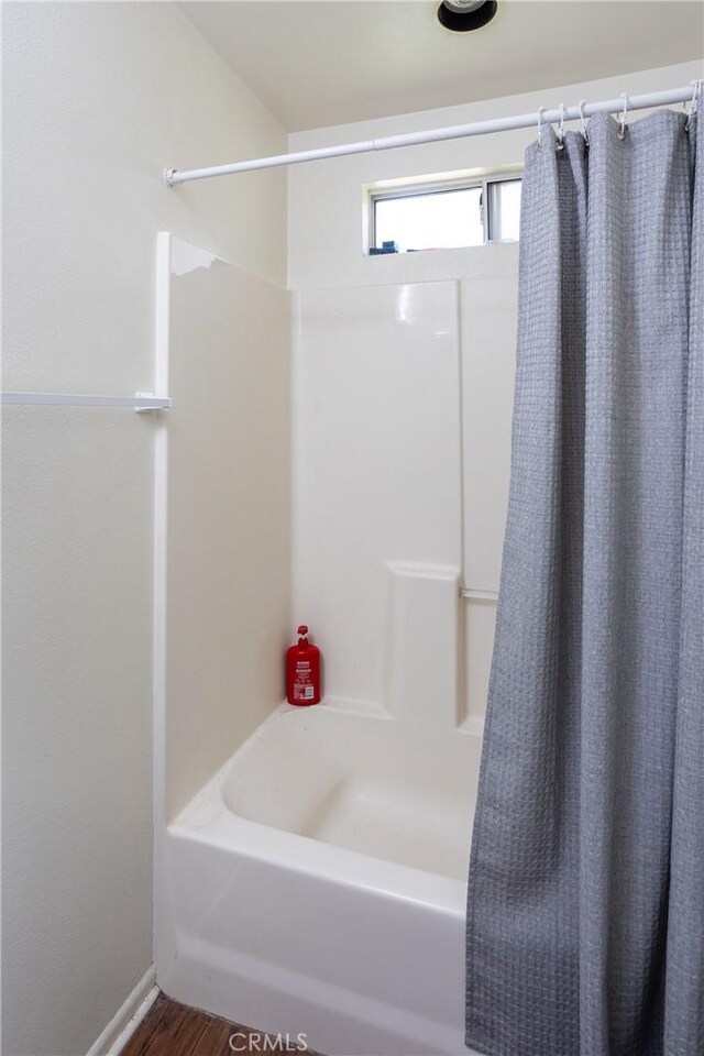 3192 Lytle Creek Rd, Lytle Creek, CA 92358 - bathroom with shower / bath combo