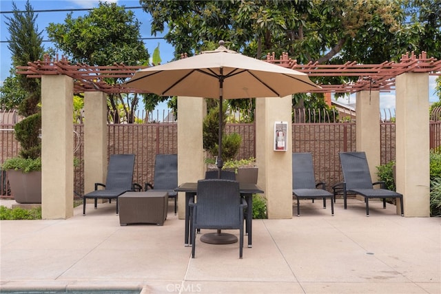 12842 Palm St Unit 301, Garden Grove, CA 92840 - fenced backyard with a patio and a pergola