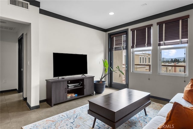 12842 Palm St Unit 301, Garden Grove, CA 92840 - living room featuring recessed lighting, visible vents, baseboards, and light tile patterned floors