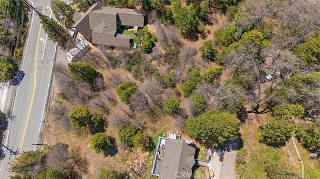 27488 N Bay Rd, Lake Arrowhead, CA 92352