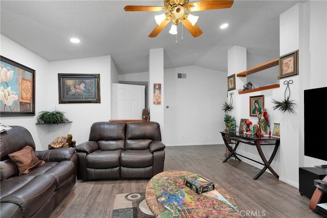 15197 Mesquite Pl, Victorville, CA 92394 - photo 5