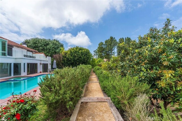 23 Country Meadow Rd, Rolling Hills Estates, CA 90274 - photo 38