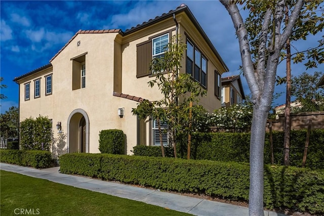 109 Baculo St, Rancho Mission Viejo, CA 92694 - mediterranean / spanish home with a tiled roof and stucco siding