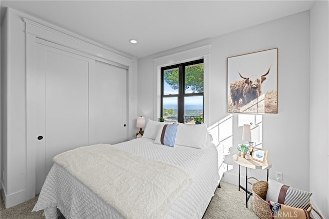 41950 Hacienda Dr, Murrieta, CA 92562 - bedroom with carpet, a closet, and recessed lighting