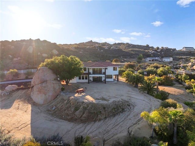 41950 Hacienda Dr, Murrieta, CA 92562 - exterior space featuring a mountain view