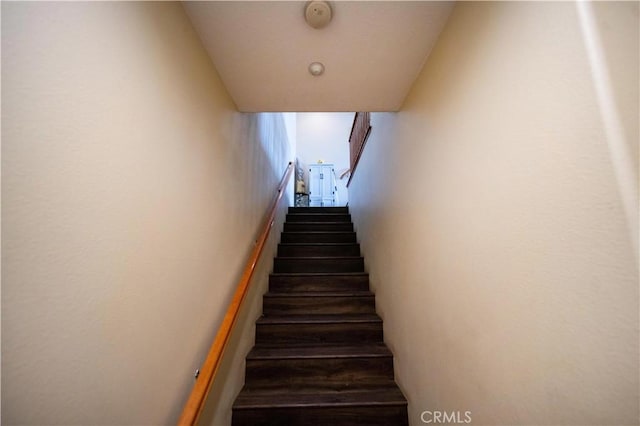 27518 Hazelhurst St Unit 1, Murrieta, CA 92562 - view of staircase