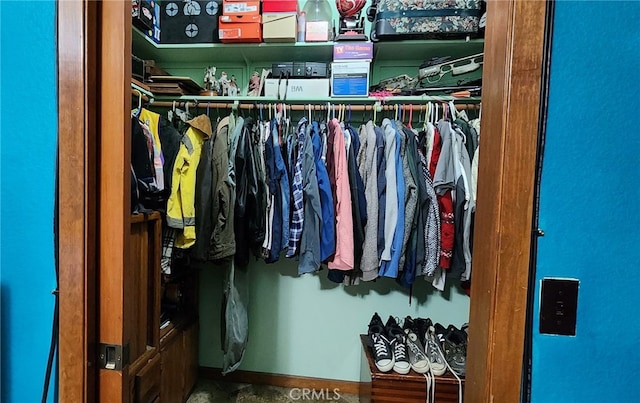 25205 5th Ave, Los Molinos, CA 96055 - view of spacious closet