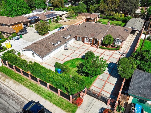 bird's eye view with a residential view