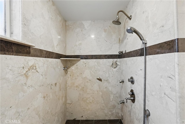 room details featuring walk in shower