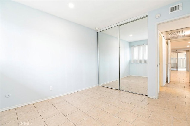 121 Sinclair Ave Unit 122, Glendale, CA 91206 - unfurnished bedroom with recessed lighting, baseboards, visible vents, and a closet