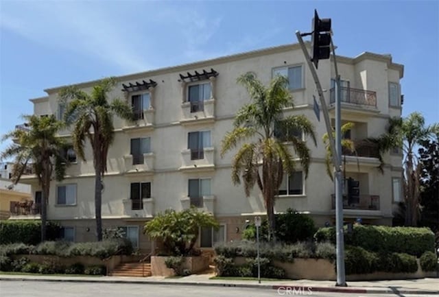 855 Wilcox Ave Unit 103, Los Angeles, CA 90038 - view of apartment building / complex