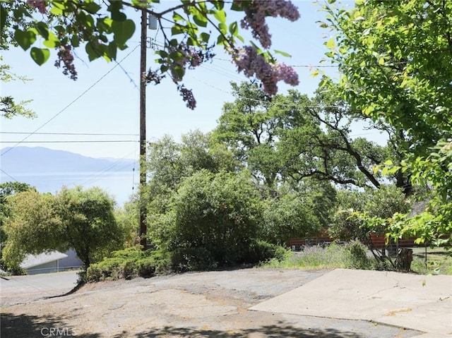exterior space with a mountain view