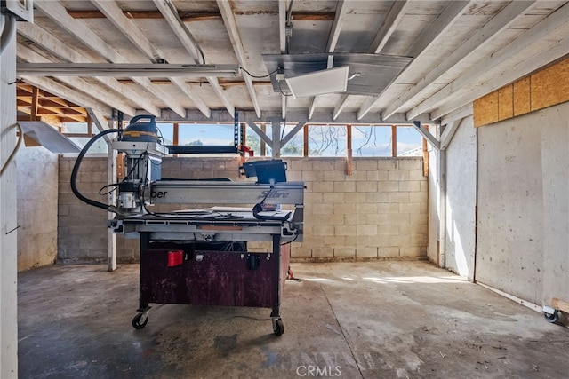 15430 Parthenia St, North Hills, CA 91343 - interior space