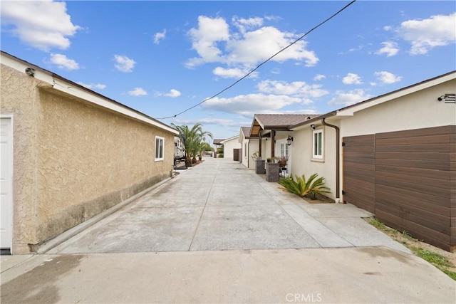 9614 Cypress Ave, Fontana, CA 92335 - view of street