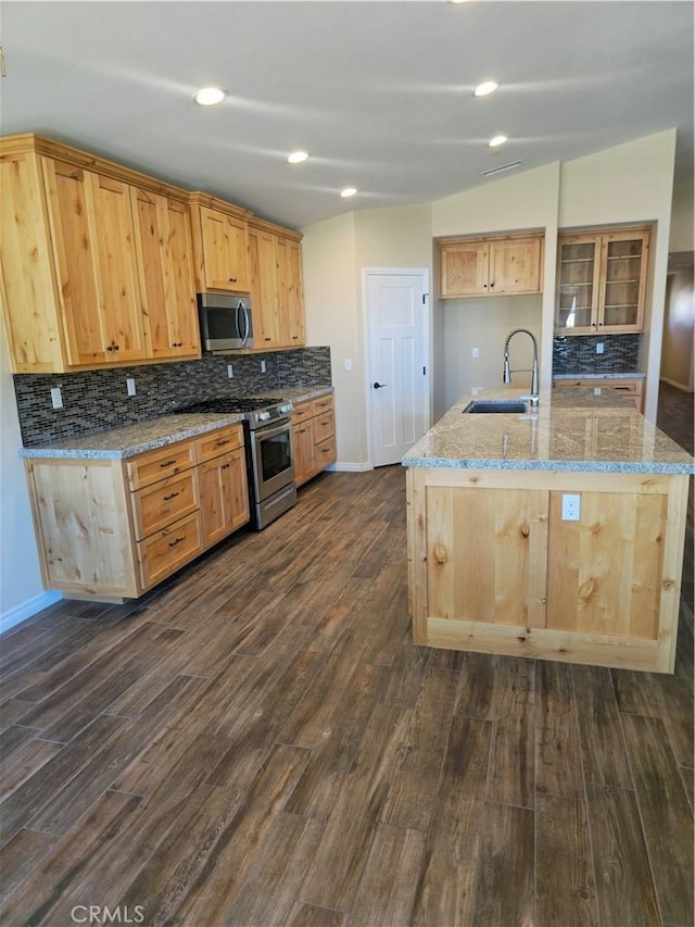 15070 Shady Elm Ln, Helendale, CA 92342 - photo 6