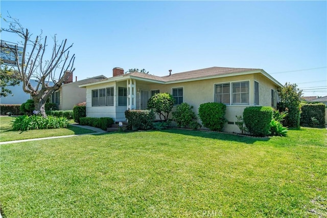 2935 Westwood Blvd, West Los Angeles, CA 90064 - ranch-style house with stucco siding and a front lawn
