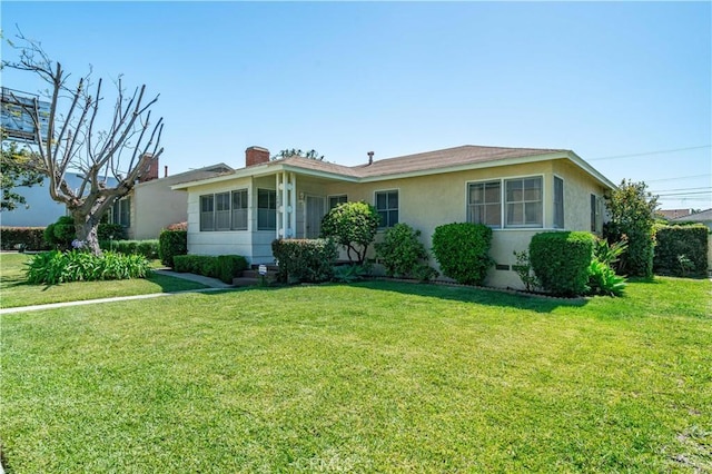 2935 Westwood Blvd, West Los Angeles, CA 90064 - ranch-style house with a front yard and stucco siding
