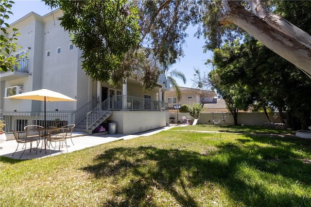 view of yard with a patio area and fence