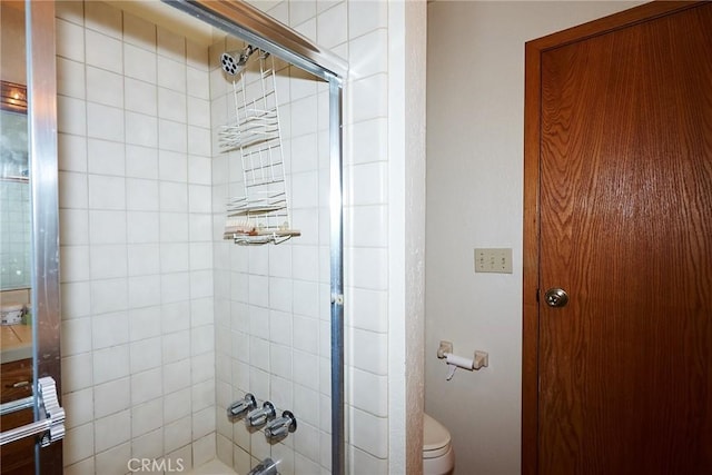 1612 Linden Dr, Pine Mountain Club, CA 93222 - bathroom featuring toilet and shower / tub combination