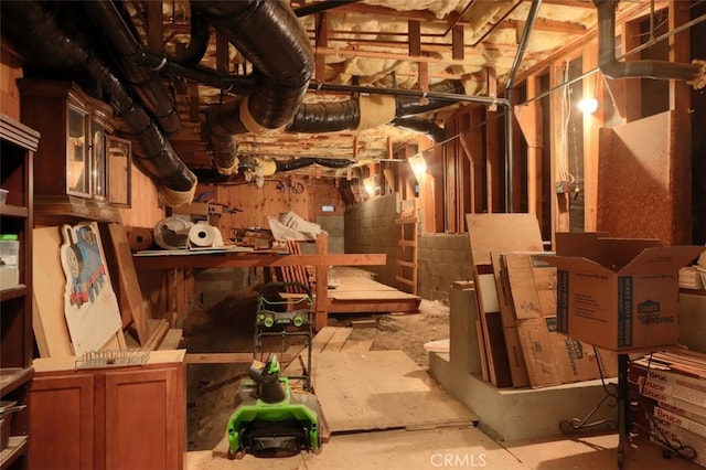 view of unfinished basement