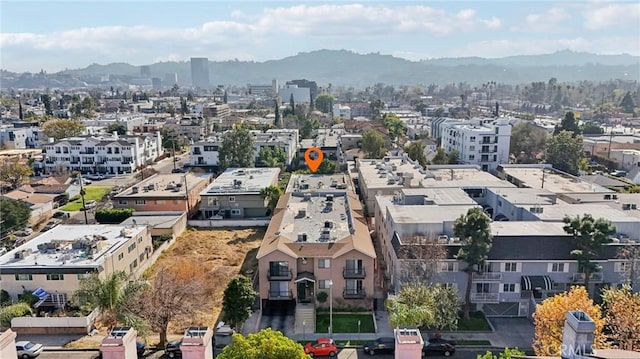 bird's eye view featuring a mountain view