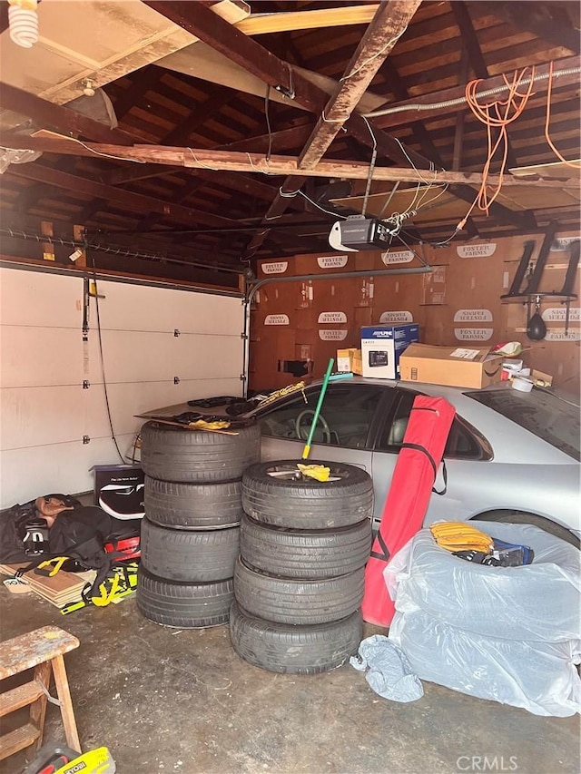 1423 S Poinsettia Ave, Compton, CA 90221 - view of garage